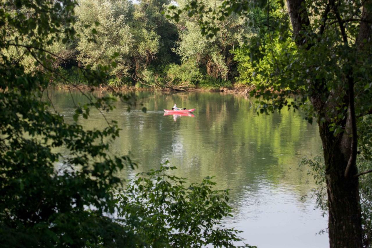 Zagreb, Kuca Za Odmor Swan River Holiday House Lasinja Exteriér fotografie